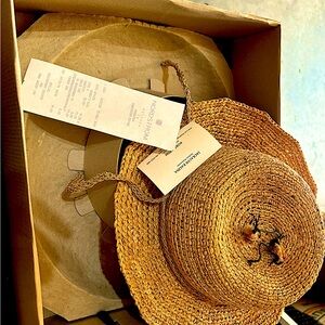 Women's Tan Straw Hat